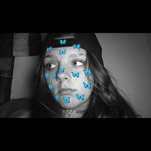 Meet your Posher, Ava